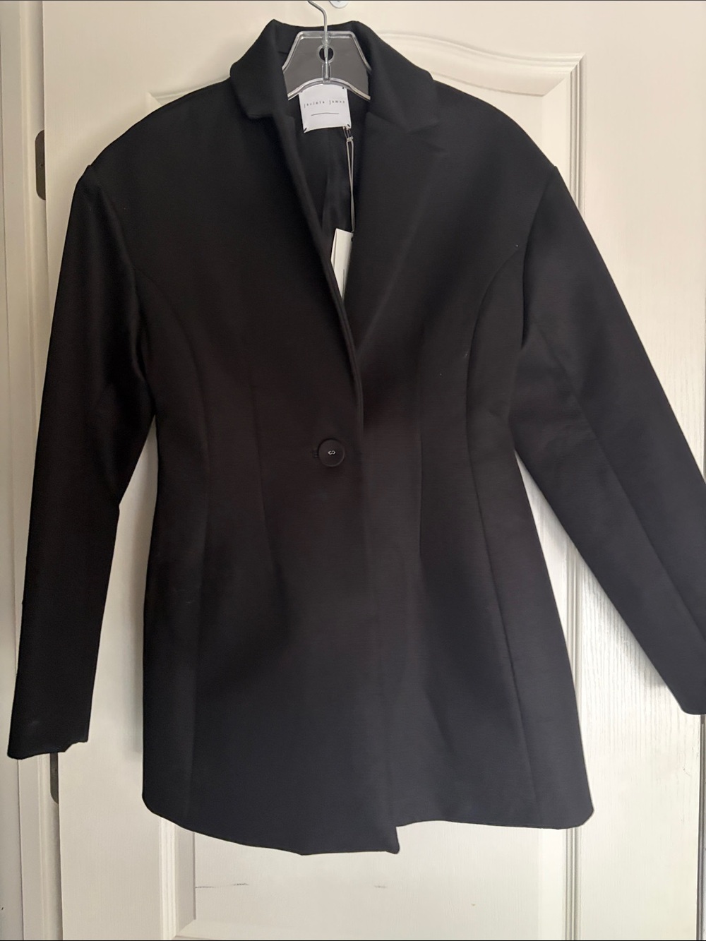 Luxury Designer 
Jacinta James Black Single-Button Tailored Blazer